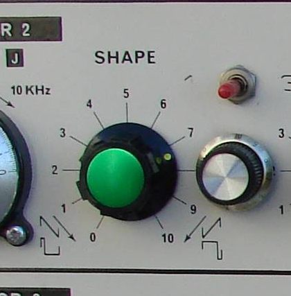 a Mod that is sadly absent and I will still have to add myself: the waveshape controls can (and should) be CV controllable. this was a popular graham hinton mod, all the hip synthis had 'em. on the Square VCO it allows for PWM, but its very unique on a saw-to-triangle-to-ramp