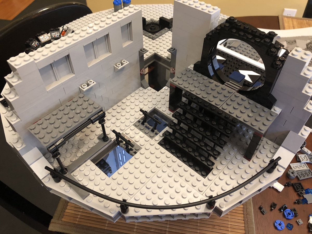 Okay you can really see it now, with the steps and the portal, but maybe not? Anyway pay attention to the plates and heights, I had to redo large sections because I missed one plate and nothing lined up 10 steps later, oof.  #LEGO  