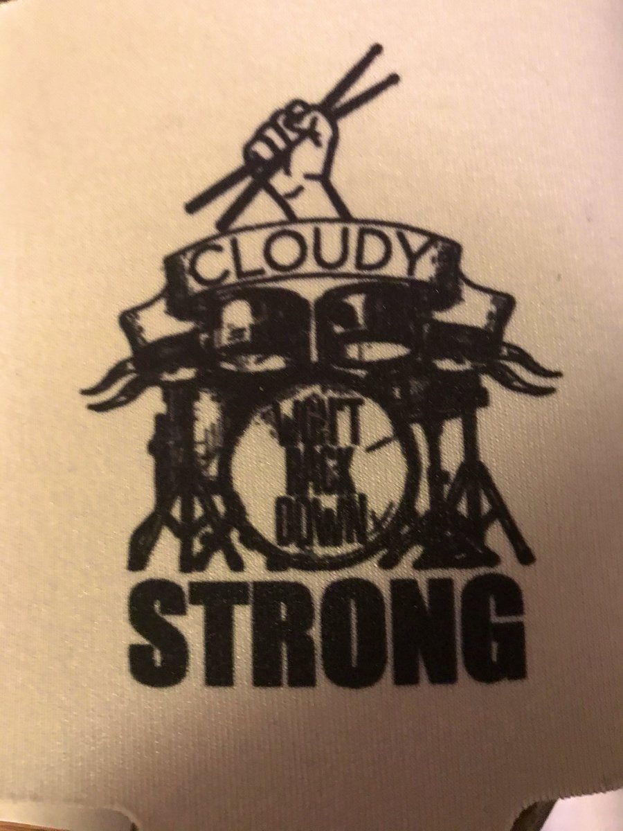 smittykin's tweet photo. WONT BACK DOWN. #cloudystrong https://t.co/d0ukdLKB1B