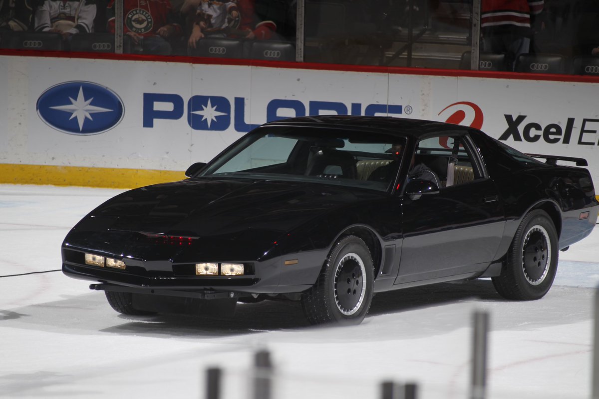 natefanderson's tweet photo. 80's Night throwback! I'm happy to see NHL hockey back... But I miss driving around on the ice at the @XcelEnergyCtr 🏒 🥅 @mnwild #80sNight @NordyWild https://t.co/w7F0awPcuG