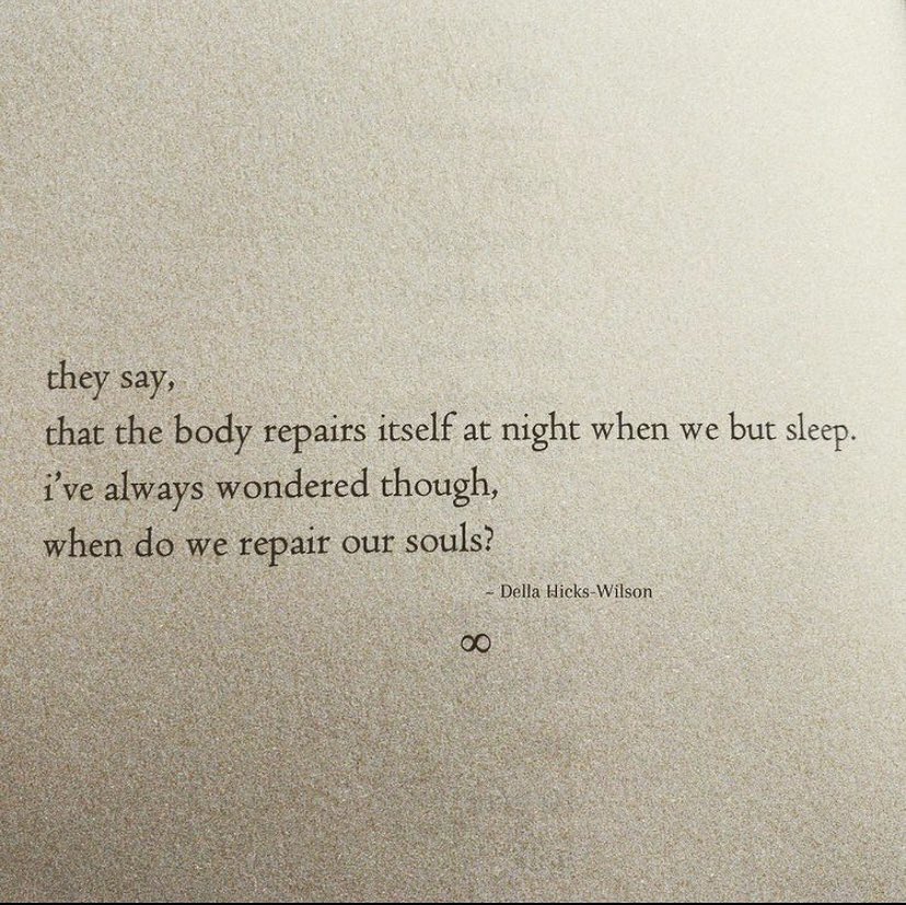 #insomnia #fortheloveofwords  #poetry @dellathepoet