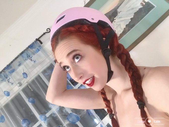 A fan sent me this cute helmet, a little small unfortunately! 😅 https://t.co/YOvpmlqlca<a href="/tag/sexyredhead"class="tags"><span>#sexyredhead</span></a><a href="/tag/nudebabes"class="tags"><span>#nudebabes</span></a>