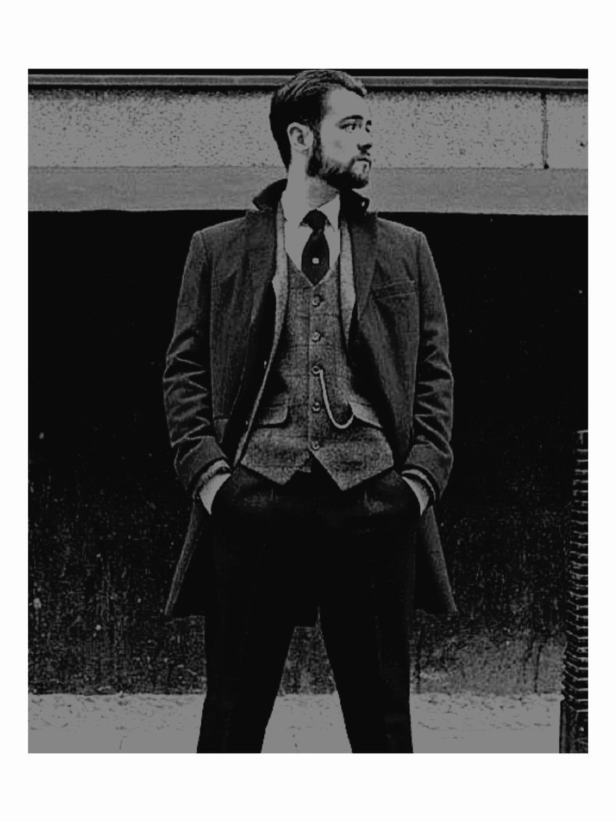 Sunday best.

#seductivesunday.