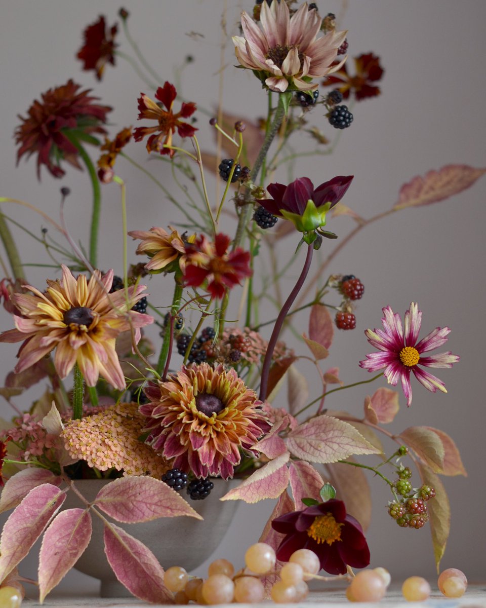 SimplyByArrangement tweet media