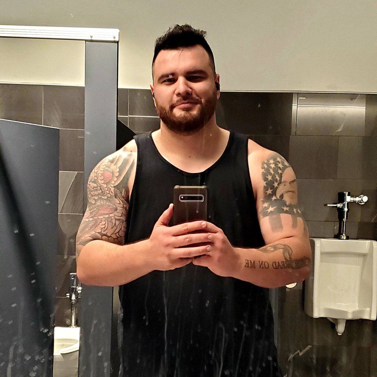 N7PraceMaker's tweet photo. Feeling gooooooooood #steelsupplements #adabolic #shreddedaf #pumpedaf #fitness https://t.co/UVTFjXeFr7