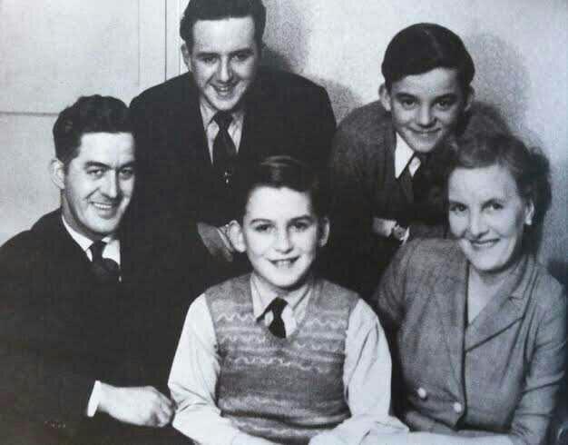George Harrison with his family again