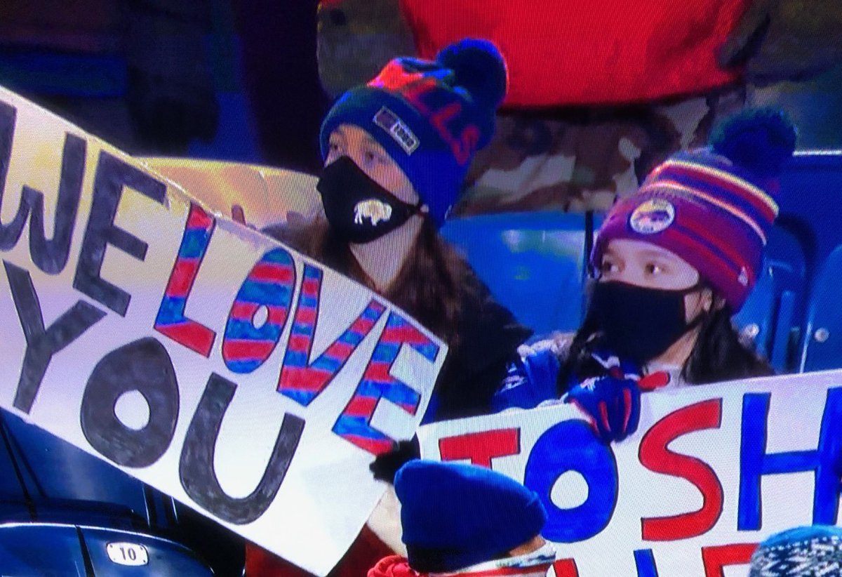 jacquiewalker4's tweet photo. Congrats to the #6700 in @BuffaloBills stadium tonight. You OWN a piece of this big win &amp; showed the @NFL what #BillsMafia is all about! On to the #AFC Championship next Sunday! #GoBills @news4buffalo https://t.co/JxMGHsK71S