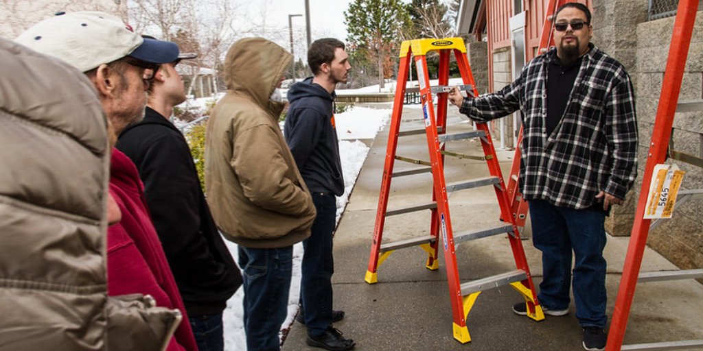 On Feb 23rd, the cost free, 3 month Sierra College #CTE #Construction Bootcamp Program teaches essential skills needed to work in the construction industry.

Zoom Info Session: Wed 1/27 @ 6pm

Register - eventbrite.com/e/sierra-colle…

Questions: (916) 660-7300
