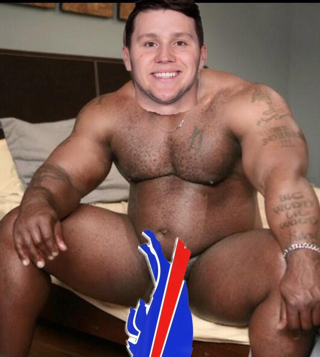 SSabres's tweet photo. This is supposed to be a Sabres account but I found this candid picture of @JoshAllenQB #BillsMafia https://t.co/H0gX254YfJ