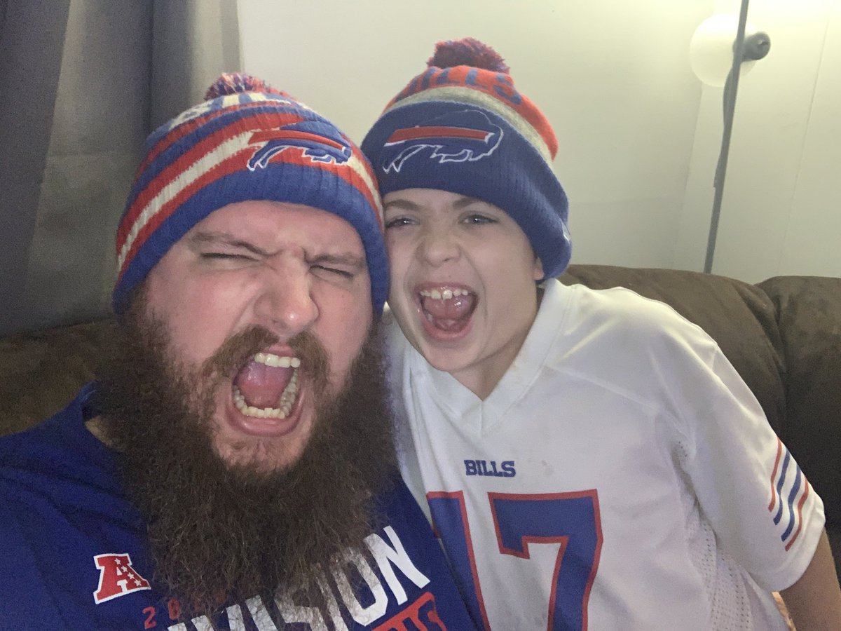 SlothMcNasty64's tweet photo. @_IsaiahMcKenzie @BuffaloBills https://t.co/U8CV61GeMX