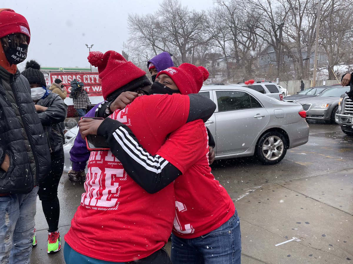 6/ And if you know it or not the  #FightFor15 movement plays a major role as the moral compass that is changing the hearts and consciousness of this nation.  #StandUpKC  #UnionsForALL  #RaiseTheWage  #MLK    #MLKday    #MLKDay2021  