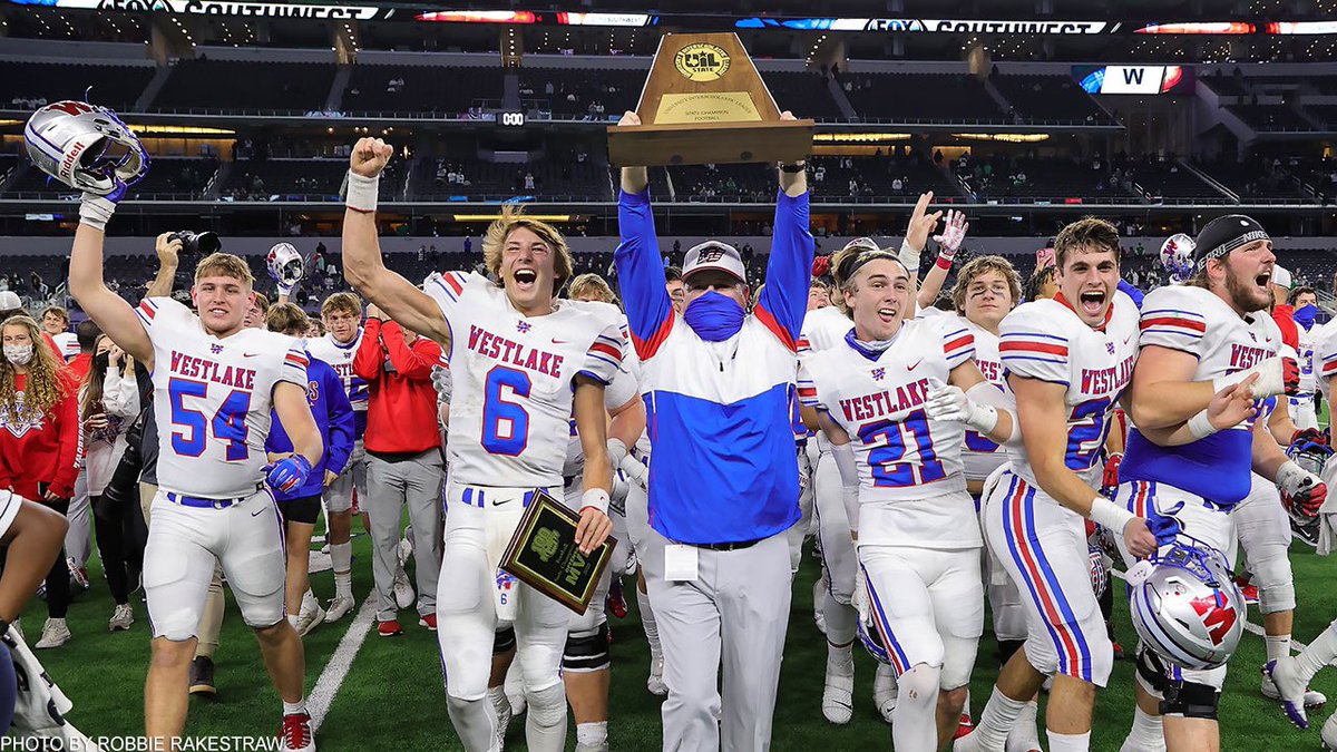 MaxPreps's tweet photo. No. 4 Westlake takes down No. 10 Southlake Carroll as father beats son for 6A Division I title. 🏆💪

✍️🎥: https://t.co/fQB9O4NmgW https://t.co/6d68HWeMFY