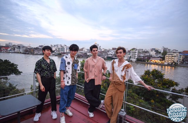 new_changenow's tweet photo. ปกติสายๆ วันอาทิตย์ก็จะได้เจอหน้าหล่อๆ ของพี่ไฮและพี่ๆ foodie guide พอปรับเวลาใหม่รู้สึกเหงาเลยอ่าาาา 😓😓😓 @Foodieguideth ยิ่งช่วงโควิดจะมาทำให้เจอพี่ๆ น้อยลงไปอีก 😭

#เจ้าไฮเตอร์ #hiter_defemboy 
#foodieguide https://t.co/A6b5Vx0nBn