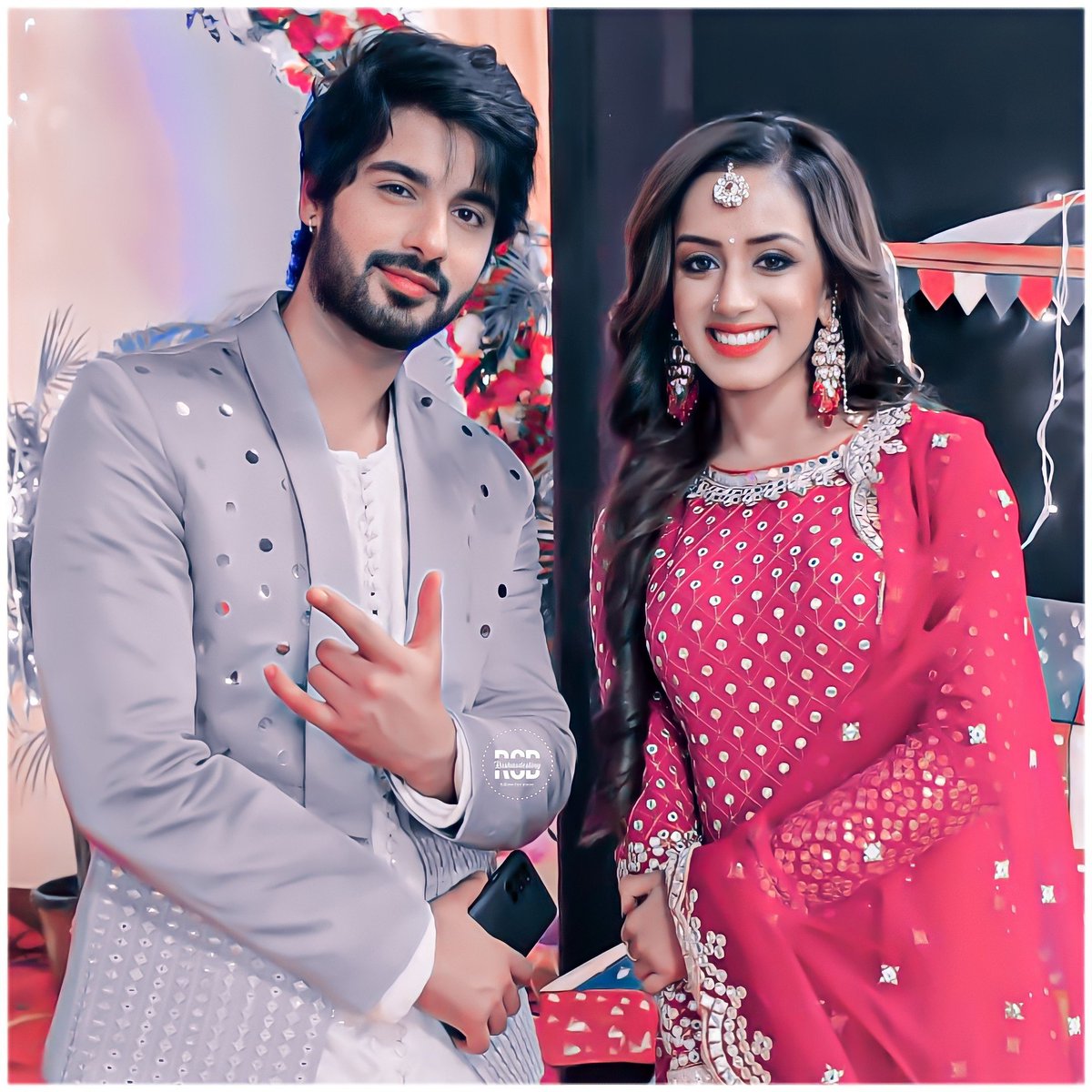 Rushasdestiny's tweet photo. New on twitter here to support #RuSha  #yhc #SargunKaurLuthra #AbrarGun @Sargun_kaur8 https://t.co/N2j9fi6FIz