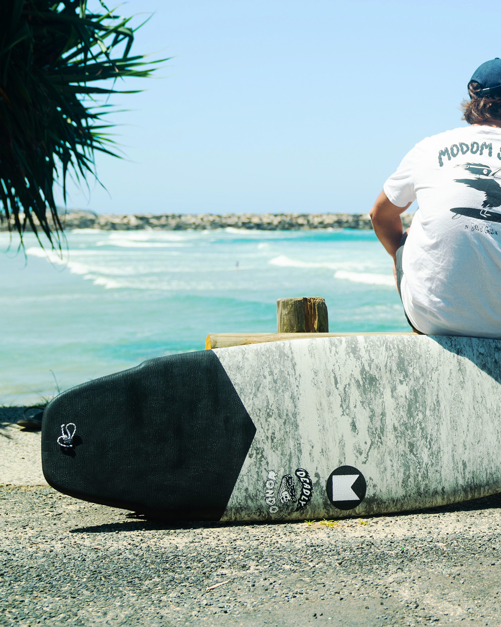 Deadly mondo deals surfboard
