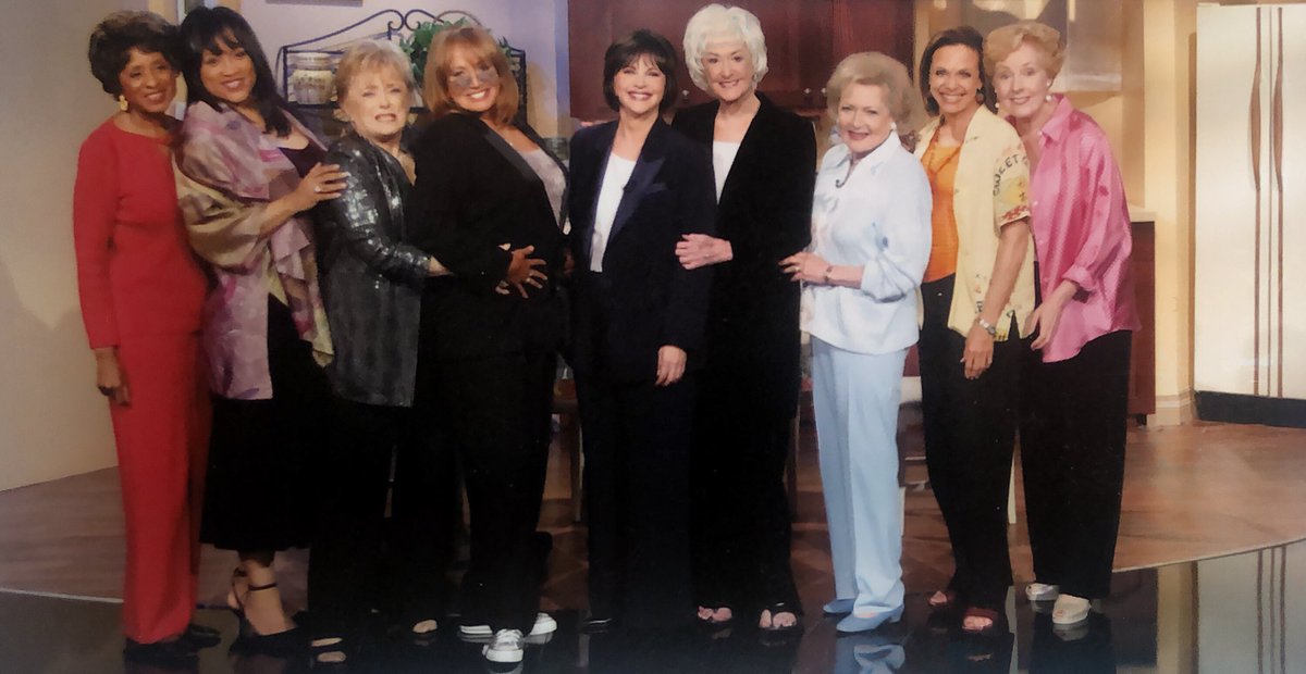 JackeeHarry's tweet photo. Celebrating Betty White’s 99th birthday with this throwback.. #IconsOnly!! https://t.co/kjd6NAOaK1