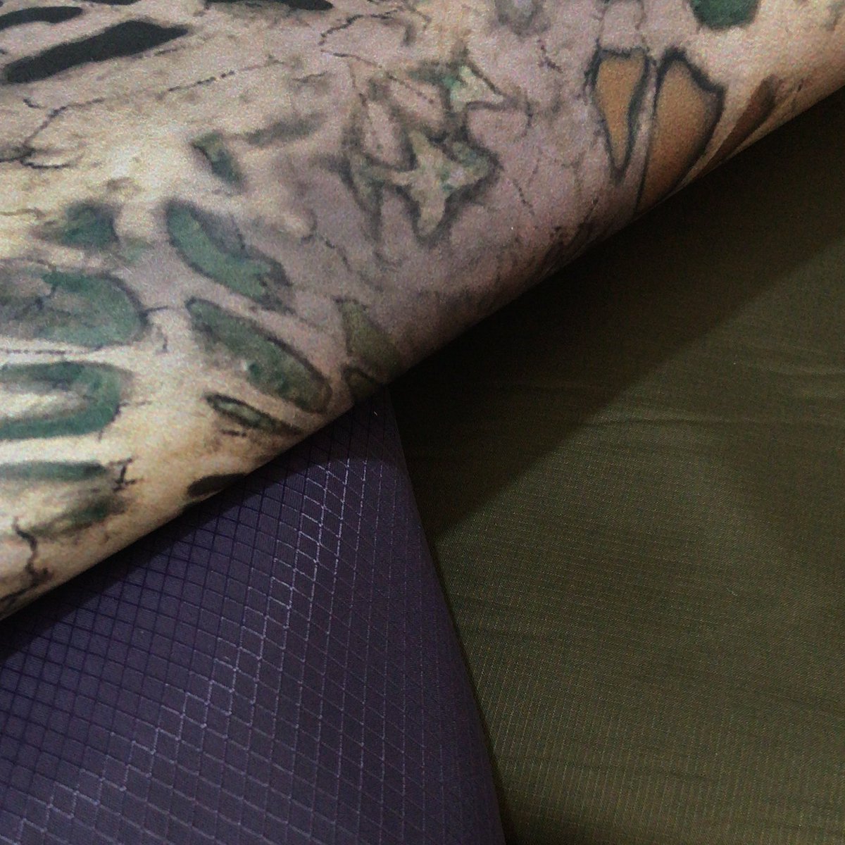 a_hammock_love's tweet photo. そろそろ本気出さないと冬が終わってしまう💦
#myog
#ripstopbytheroll
#hyperD
#membranepolytaffeta
#prym1camo https://t.co/QIw7S6FuYM