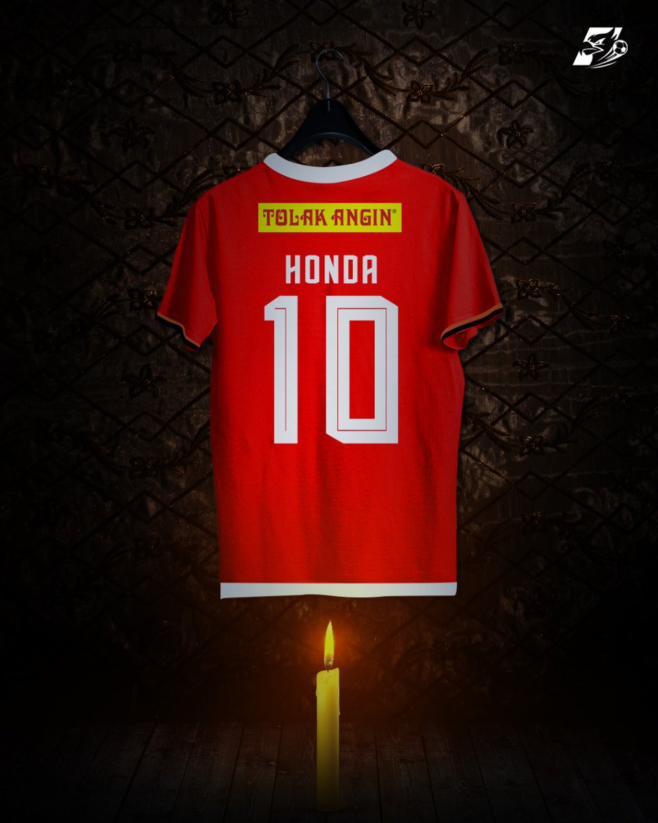 BolaNusantaraID's tweet photo. Mari kita sejenak menundukkan kepala untuk mengenang transfer yang tidak pernah terjadi 😌

#bolnus #bolanusantara #liga1 #persija #Jakarta https://t.co/xINVceSgL1