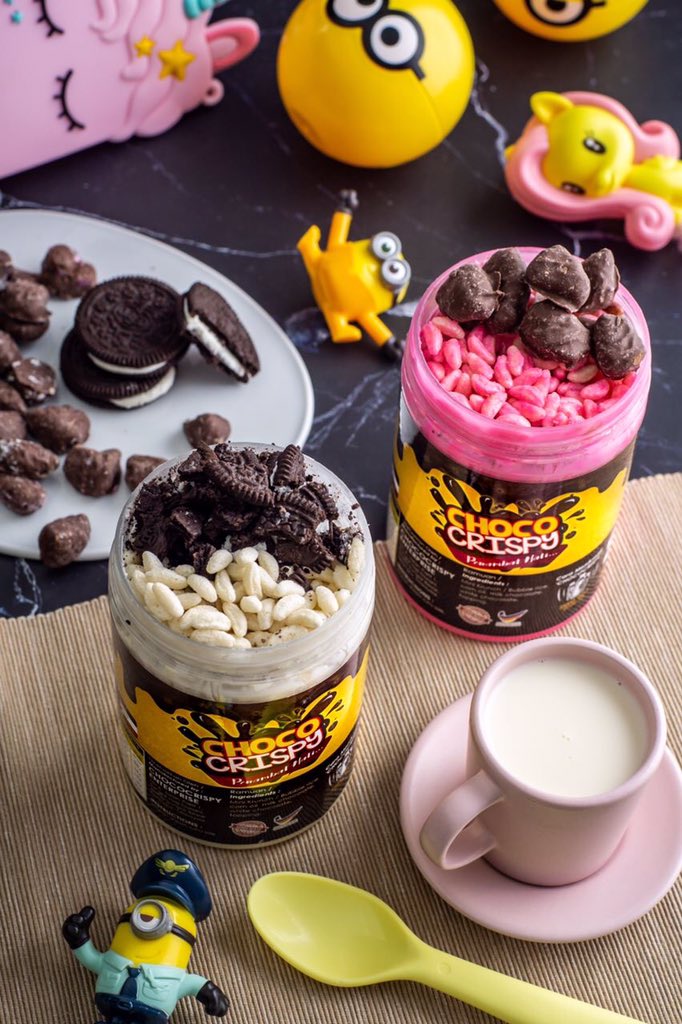 alsyasuez's tweet photo. Pernah tak kalau korang makan something sorang sorang rasa macam something wrong, tapi kalau makan makanan member sedap pulak rasa macam nak habiskan?😂

Tag kawan korang suruh belanja #Chococrispy, mana tahu rezeki korang tiba tiba member belanja rm10 je 😚

#Chococrispy https://t.co/tiR2Kj6OrU