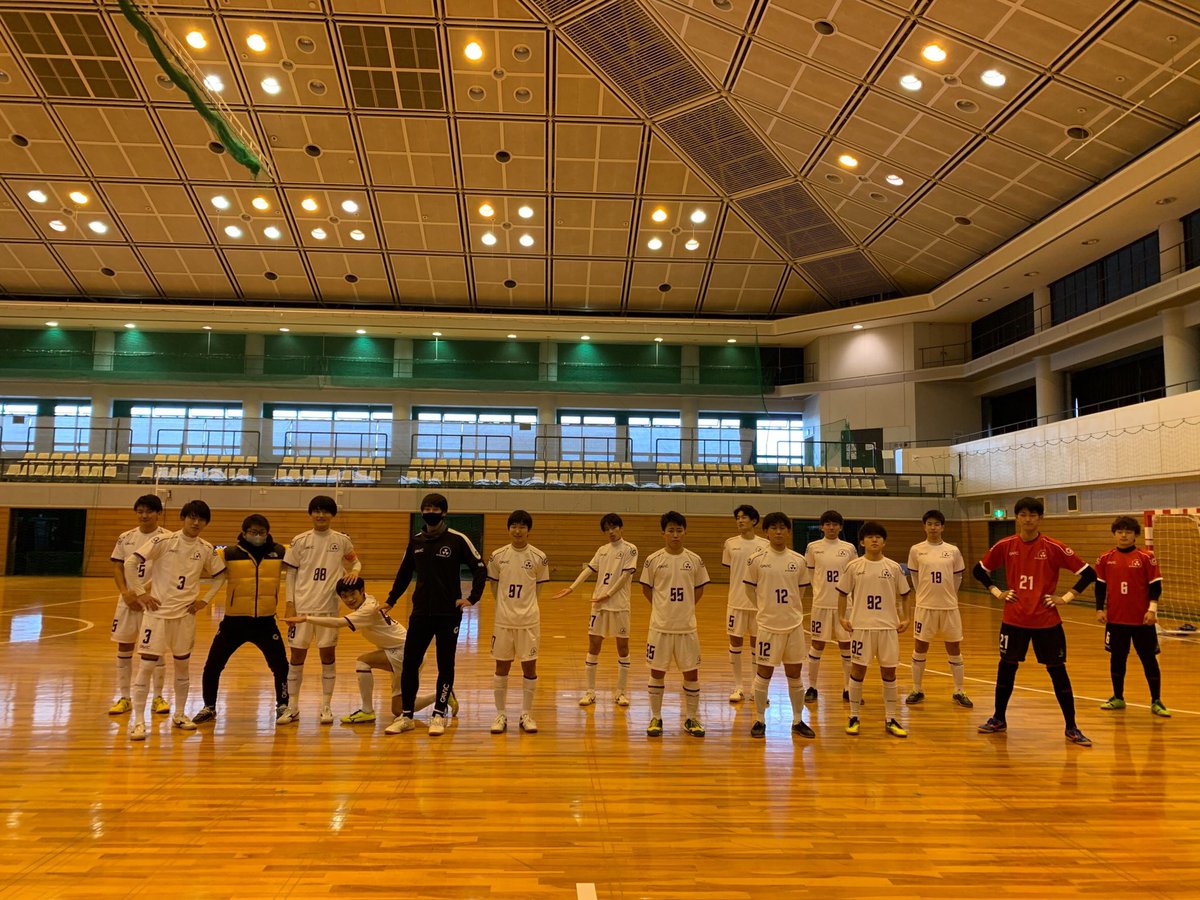 同志社大学フットサルクラブtrebol 京都府リーグの最終節を見事勝利で飾ることができました なかなか勝つことができず苦しいシーズンでしたが この経験を来シーズンに活かしていきたいと思います 応援ありがとうございました