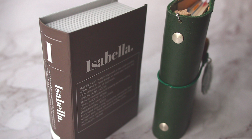 Uzivatel 惠 Na Twitteru 手帳リフィルの保管によき100円 Taxの紙箱を買いました マグネットでパタンとしまるタイプ 未使用pp包装状態のも入るけどちょっとpp部分クシャッとなってしまうかな でも未使用品入れておくのにも良さそうですよ 0枚くらいは入りそうです