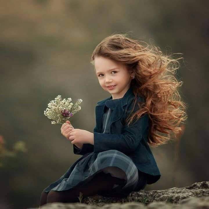 " المواقـف فقط كفيلـه بإظهار معادن الأشخـاص كفيله بتغيير نظرتـك إتجاههـم المواقـف هي التي تظهـر مكانتـك في قلـوبُ الآخريـن أما الكـلام فَـ الجميـع يتقنـه "صباحوو عسل