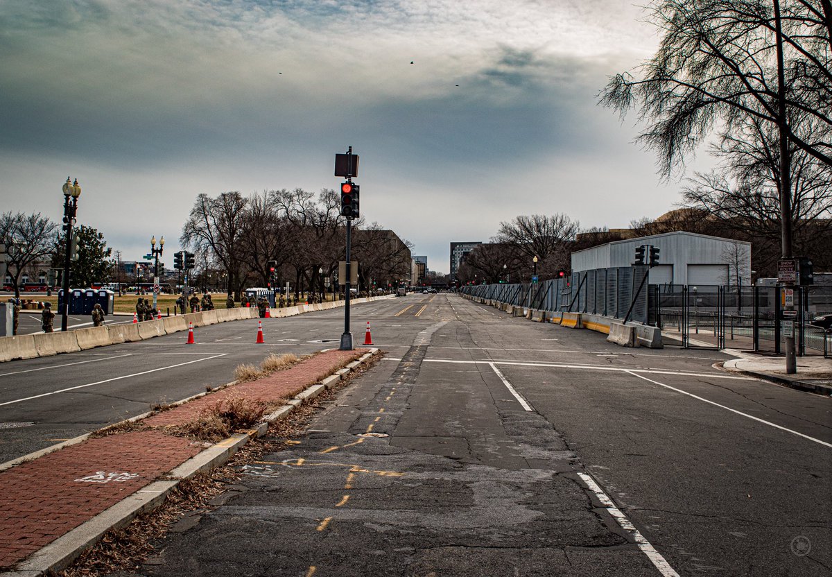 On a warm Saturday afternoon, the National Mall would usually be packed with people.But the military presence was so large that they blocked off the entirety of the park, turning it into bases of operation. #DCLockdown  #BenjaPhoto