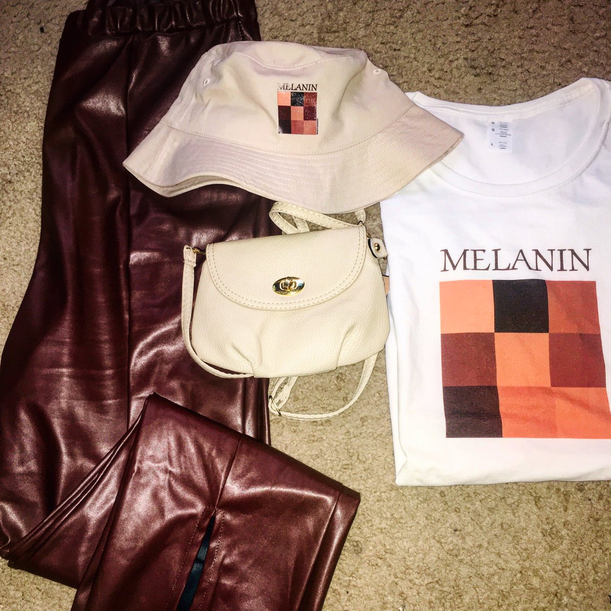 SdotPodcast's tweet image. Coming soon! Melanin pixels!! The-Sdot-experience.myshopify.com