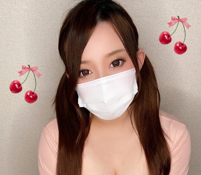 おもちゃレへビューしたあとに 写メ撮ったら 目がとろとろの もう眠いの顔してた(っ ॑꒳ ॑c)笑 https://t.co/PgZHwW4w5o<a href="/tag/fantia"class="tags"><span>#fantia</span></a><a href="/tag/%E3%83%95%E3%82%A1%E3%83%B3%E3%83%86%E3%82%A3%E3%82%A2"class="tags"><span>#ファンティア</span></a>