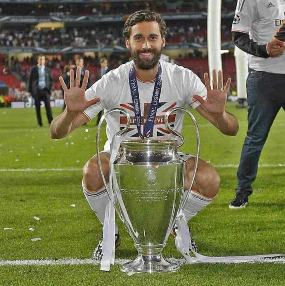 Happy 38th birthday to El Capitán Alvaro Arbeloa! A symbol of what Real Madrid means.  