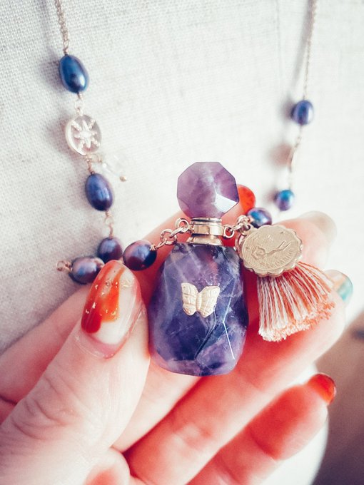 香水瓶のtwitterイラスト検索結果