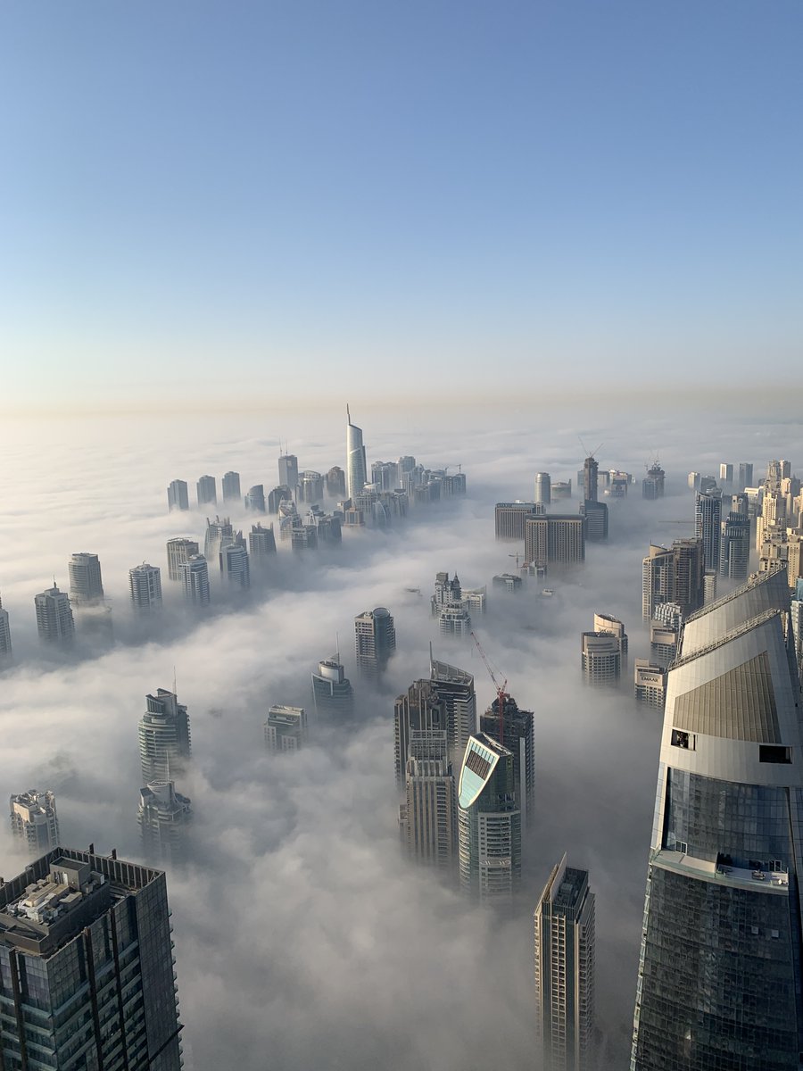 Beautiful views from early this morning as the sun rose over a foggy #Dubai...