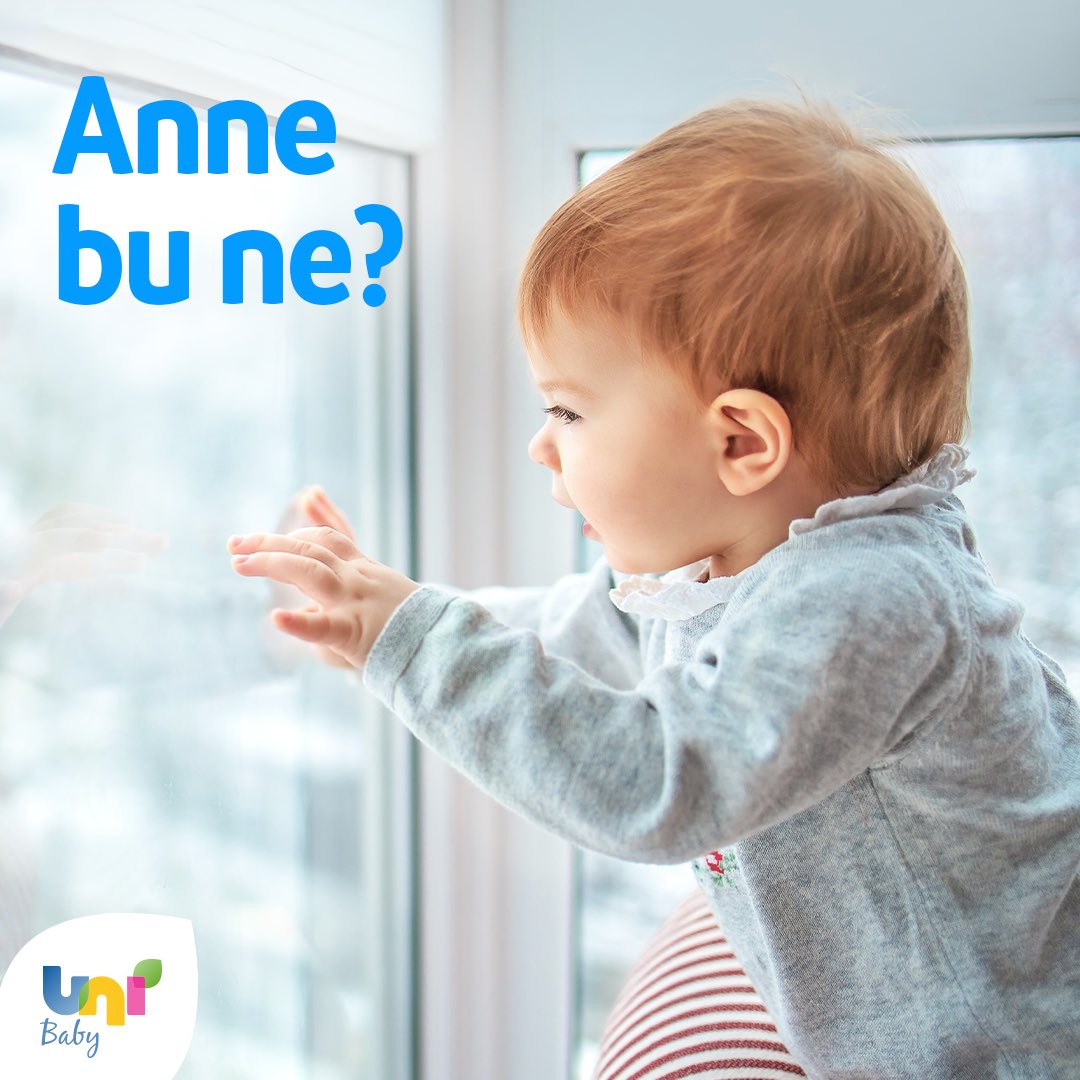 “Anne bu ne?” diyen bu gözlerin şaşkınlığı çok tatlı değil mi? Kar ile ilk kez tanışan bebeğiniz ne tepki verdi? Sevinip gülücükler atan bebekler için ☃️ emoji, anlamaya çalışan gözler için 👀 emojierinizi yorumlara bırakmayı unutmayıın! 👇🏻 #DoğalOlarakUniBaby #MutluPazarlar