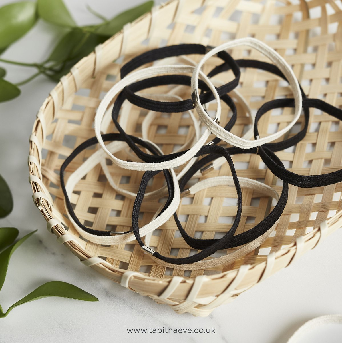 TabithaEveCo's tweet image. Ever wondered where those missing hair ties end up? Well...landfill, probably. Or the ocean. Where they'll stay for hundreds of years.
But not these! They're made of cotton, natural rubber and a nickel clasp  so if any disappear there's no need to worry!
tabithaeve.co.uk/products/plast…