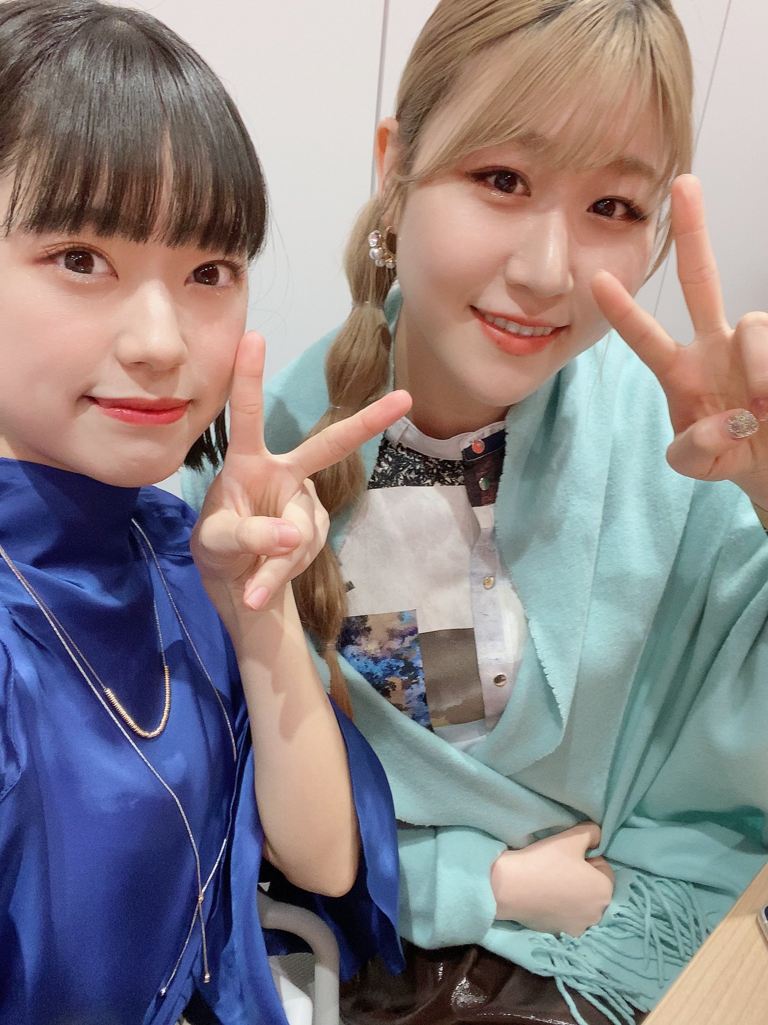 Twitter 上的 Little Glee Monster リトグリ公式 自撮りの注文入りました なう リトグリgradation T Co Uofg5gdcyk Twitter