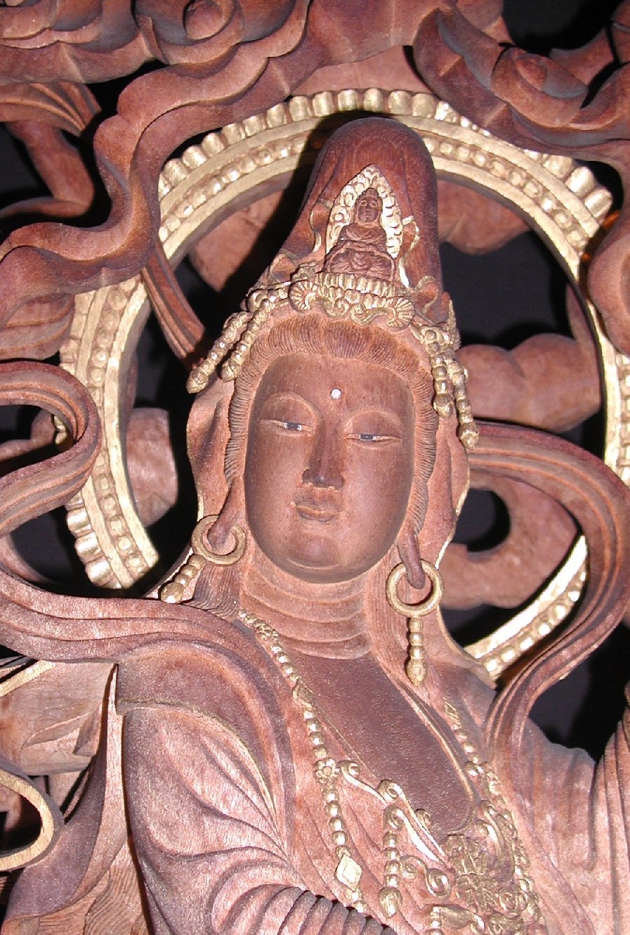 これは！観音様の水晶！持ってるだけでも！不思議なパワー！慈悲！ 観音様（水晶／虎目石） – 天然石の店 ふうちゃん