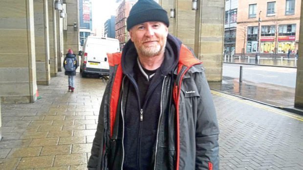 Week 3/52: Three years ago, after a benefit delay, Alex from Glasgow was starving yet still required to walk 2.5 miles daily to work programme. One day, he collapsed on arrival. Instead of calling an ambulance, staff called Police  #FacesBehindTheFigures http://ewangurr.scot/stories 