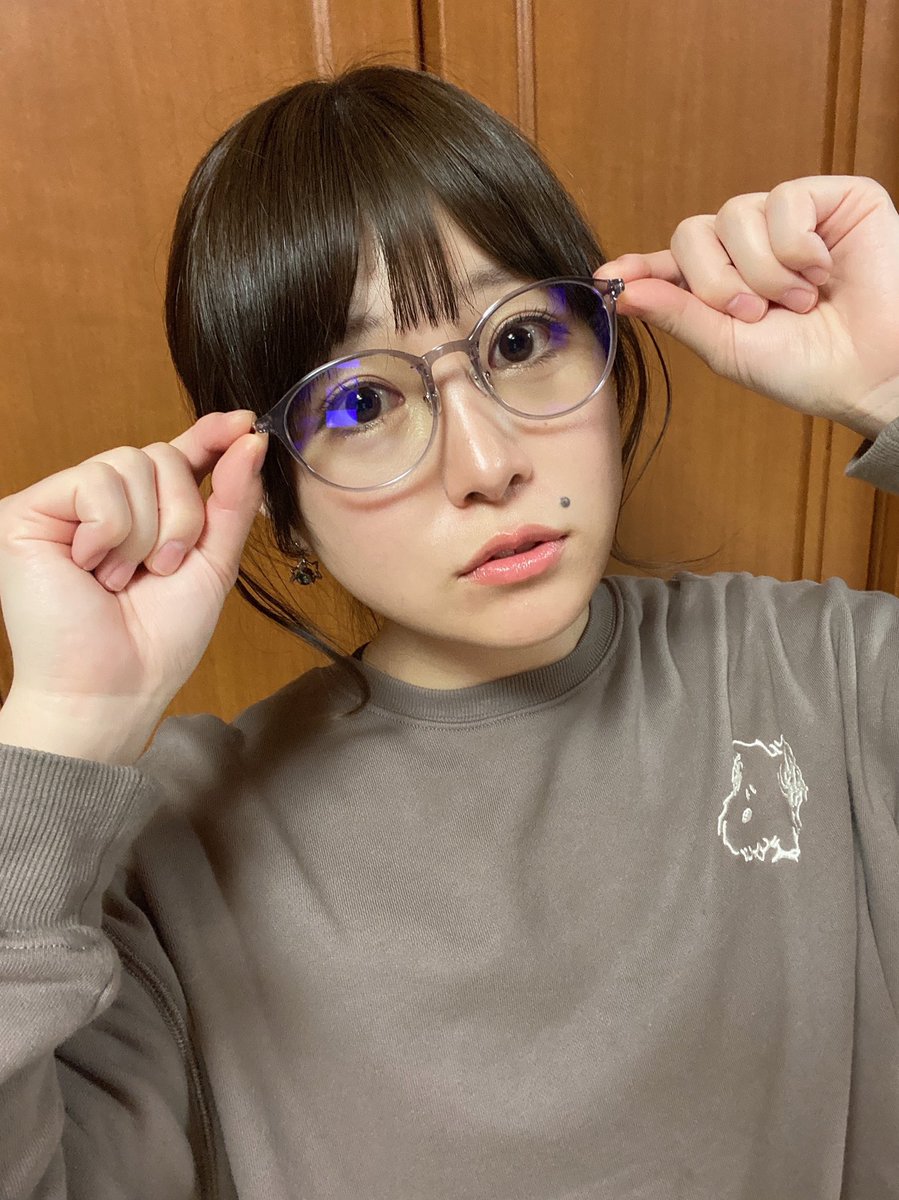 黒木美紗子 Jinsポケモンモデル ワニノコメガネゲットだぜー かわいい 横が可愛い カタチも好き このうつってる青いのブルーライト こわひ すごい 黒木美紗子 Jinsポケモンモデル ワニノコメガネゲットだぜー かわいい 横が可愛い カタチも好き このうつってる青いのブルーライト こわひ すごい
