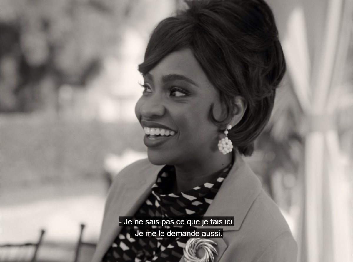 La voisine Géraldine n’est autre que Monica Rambeau, la fille de Maria, la pote de Carol dans Captain Marvel, mais surtout une Captain Marvel, devenue Pulsar, Photon ou Spectrum suivant le temps.Elle ferait partie du S.W.O.R.D. mais ne semble pas savoir ce qu'elle fait là..