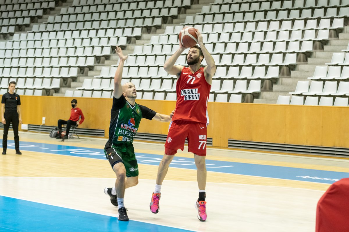 Victòria d'EQUIP! 🍍
🔜 Dimecres derbi! 👊
📷 <a href="/sergi_gerones/">Sergi Geronès</a> 

Les millors imatges 👉 bit.ly/3ilBze2

#CreixemJunts #SomhiGirona #OrgullGironí