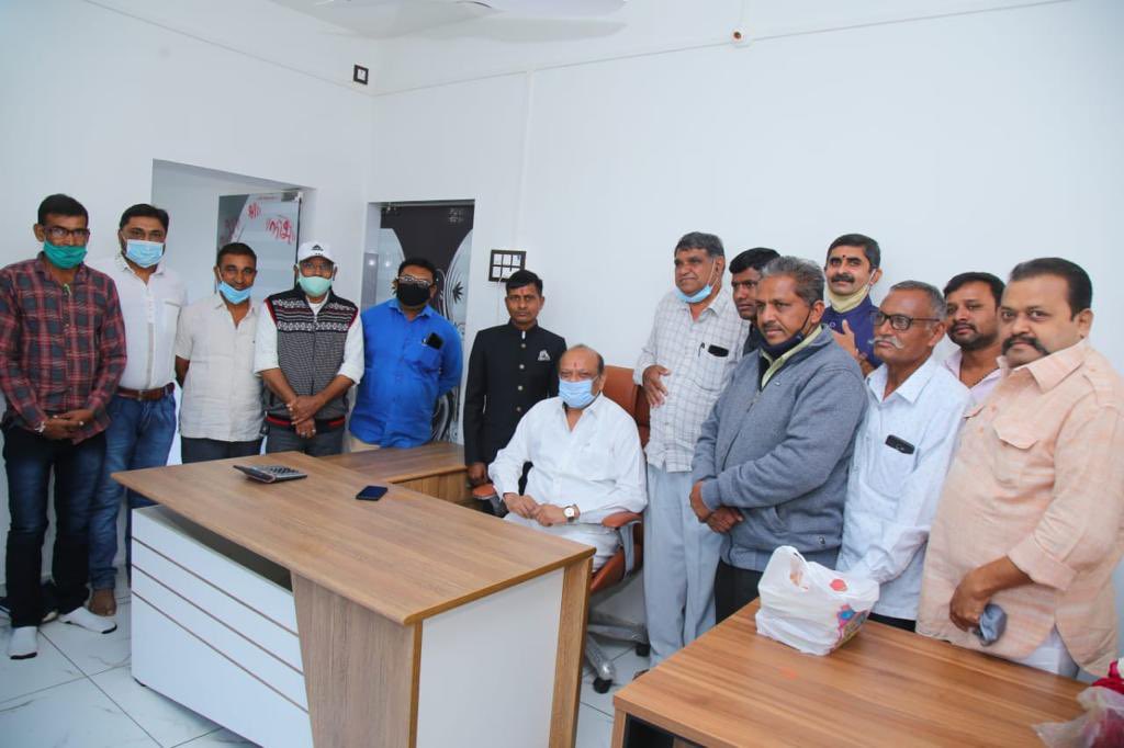 Jaydrathsinhji's tweet photo. Inaugurated Shri Sai Ram Petroleum at village Jepura, taluka Halol (district Panchmahal) today. My best wishes to Kiritbhai and Narendrabhai for the success of this venture. https://t.co/SvhWK6SPYX
