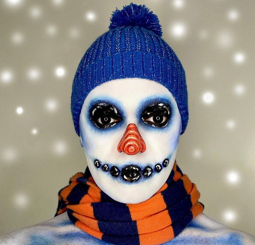 Baby it's cold outside! Love this look created by martaitken.artistry! Want to make a living out of amazing make-up looks like this? Apply now for our HNC courses:  bit.ly/gc-apply-hnc