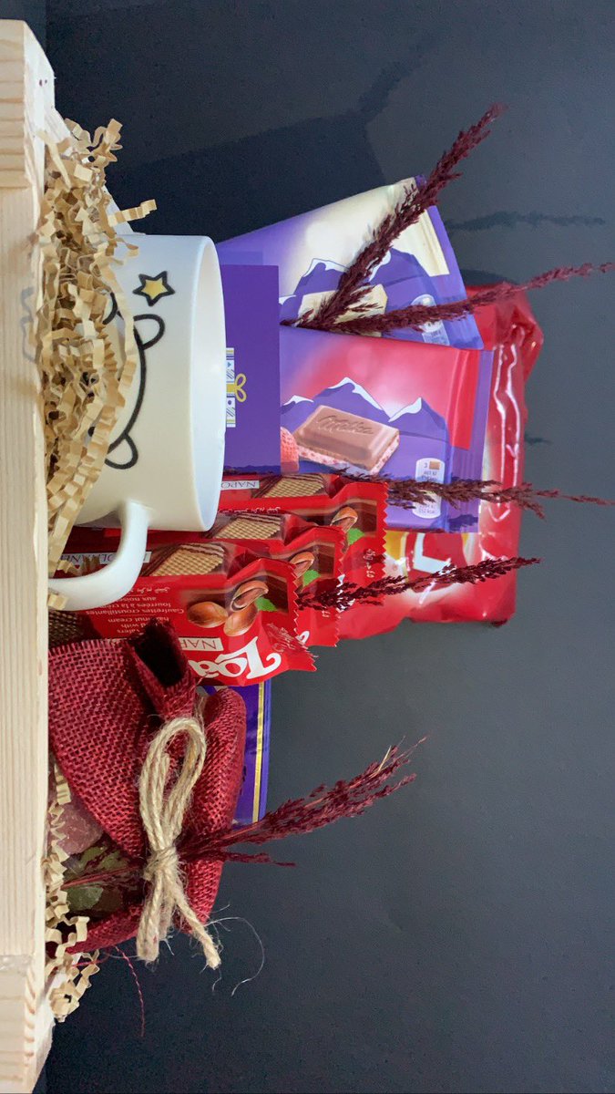 wrapser1's tweet photo. Just to keep you motivated 💞
#wrapser #flowers #chocolate #giftforher #gifts #wraping #handmade #creative #happy #think #positive #craftideas #weeding #engagement #stayhomedosomething #activelifestyle #activities #stayhomestaysafe https://t.co/6VjoDFZXVx