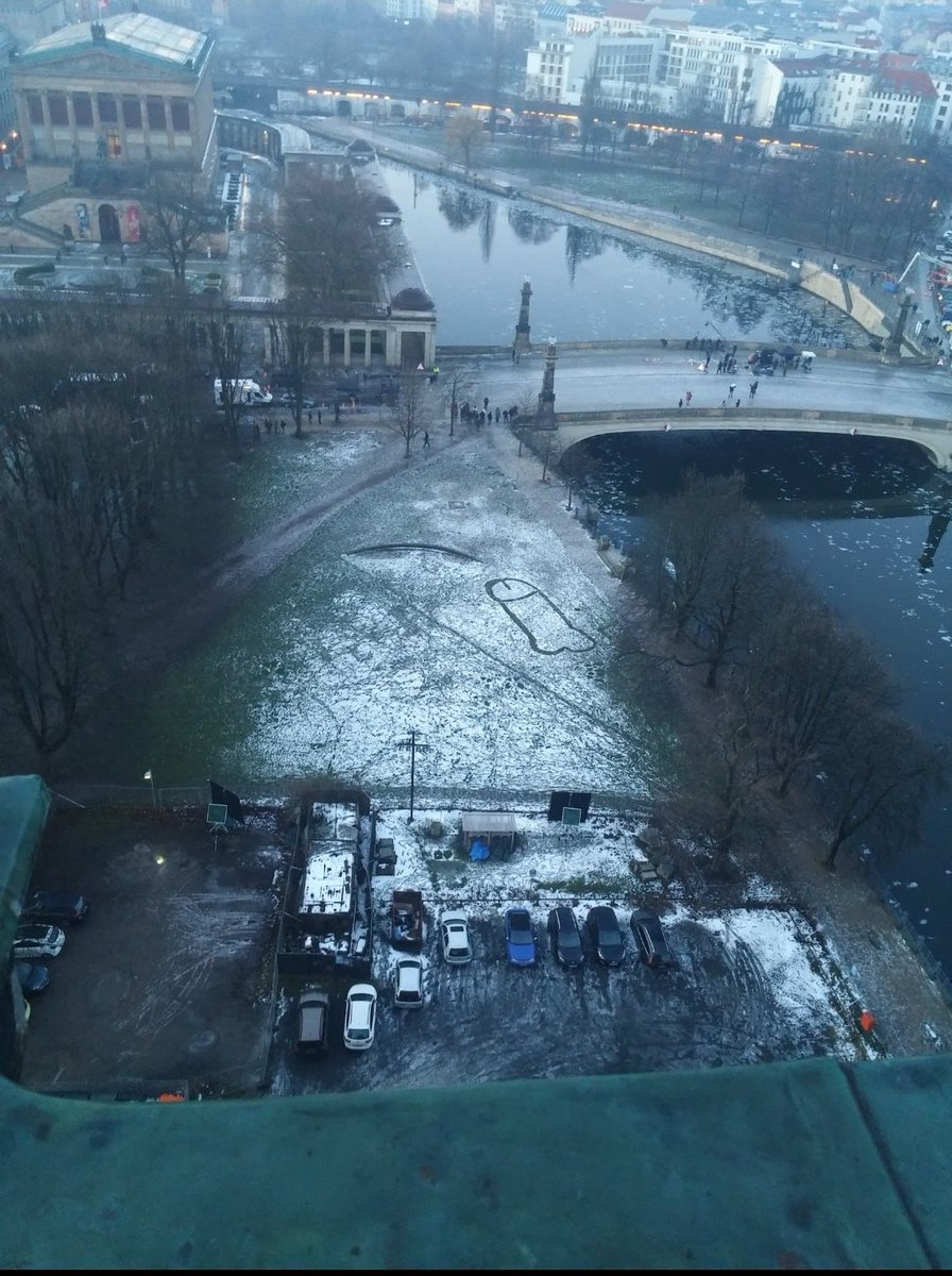 Seneler evvel Berliner Dom'un çatısından çekmiştim