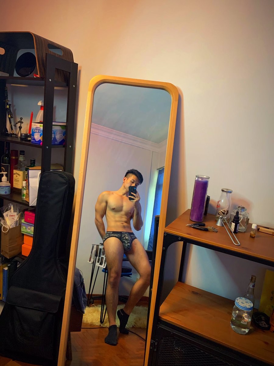 ChrisGfx98's tweet photo. Tell me.... What is it that you truly desire? 😈 https://t.co/aUHH8MVuQO