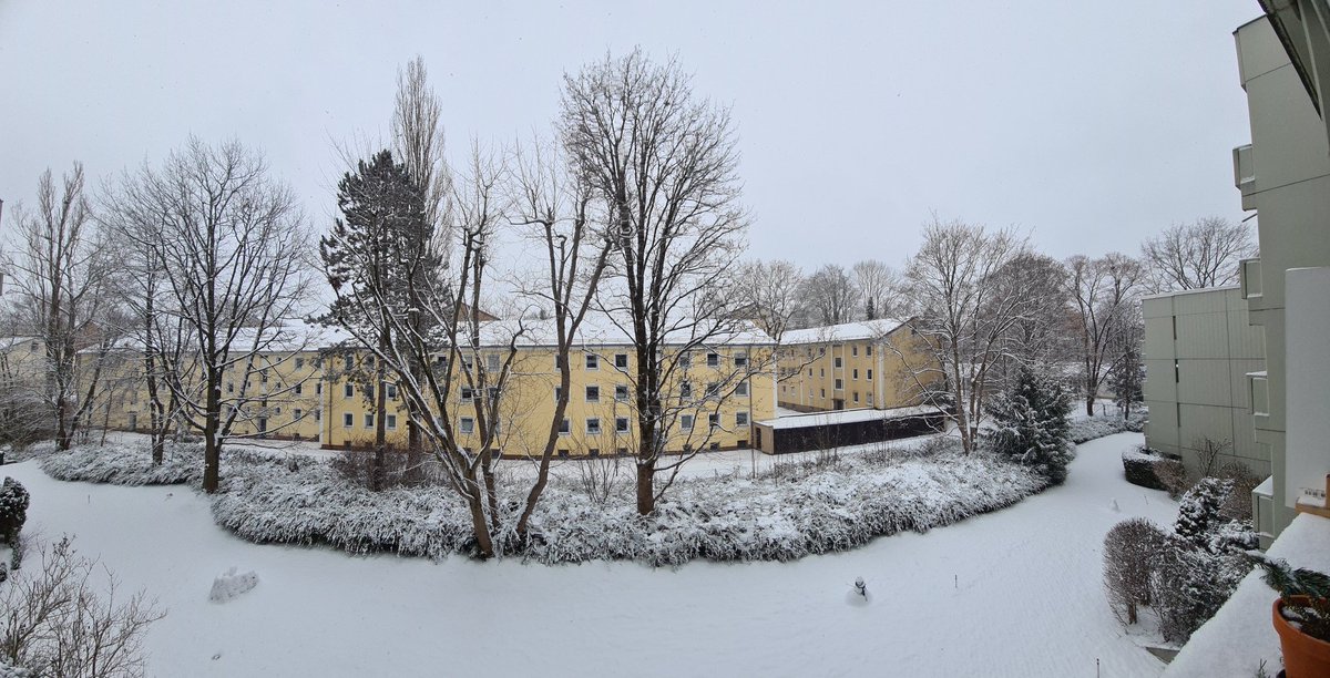SchwarzDevelop's tweet photo. Welcome to the Winter Wangerland.
#Muenchen #Schnee #snow #WINTER https://t.co/H2ELLQFBdg