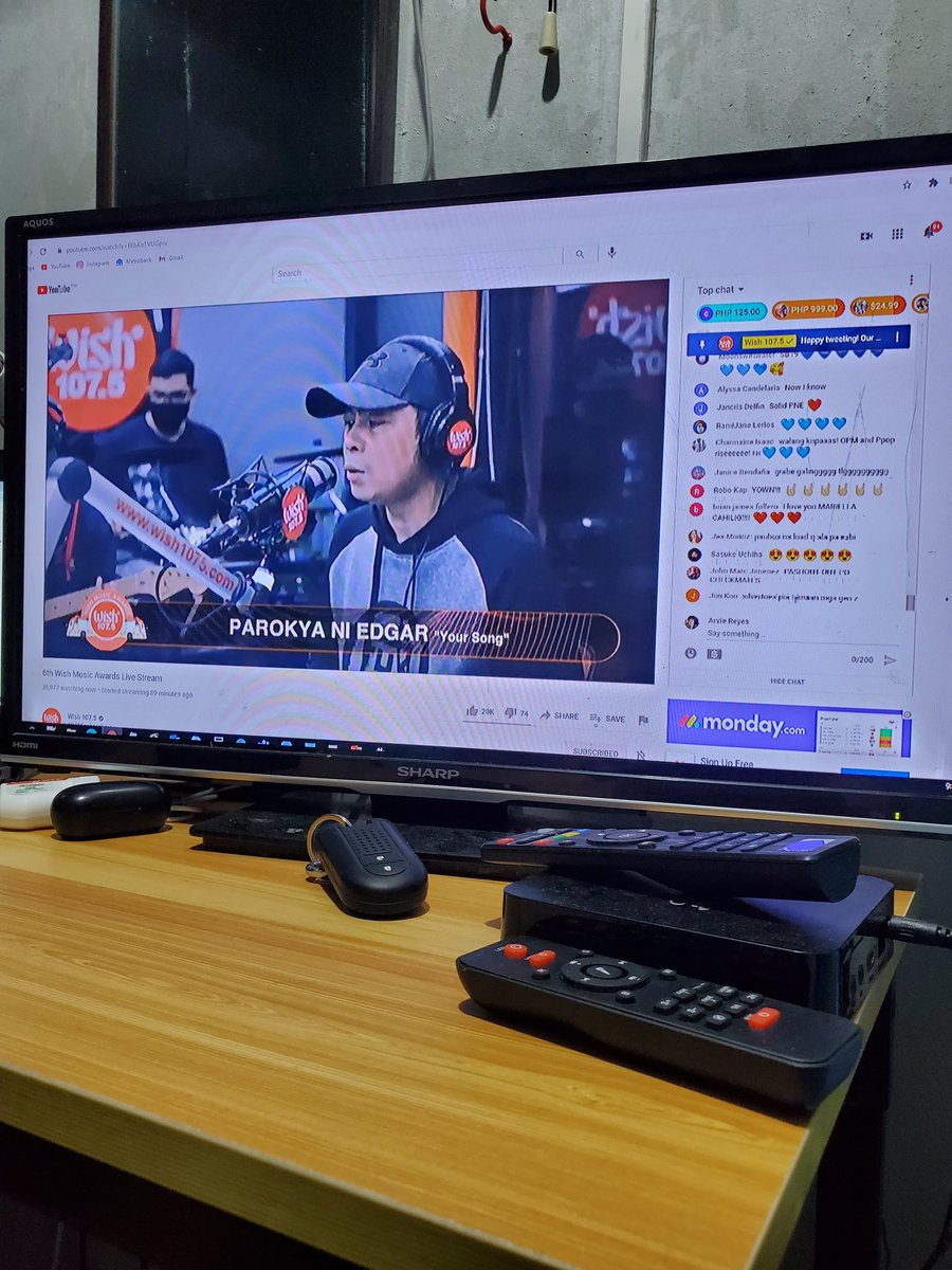 7RVR's tweet photo. The original "Your Song" by Parokya #WishMusicAwards @wish1075 FTW https://t.co/nfsjWlIdcL
