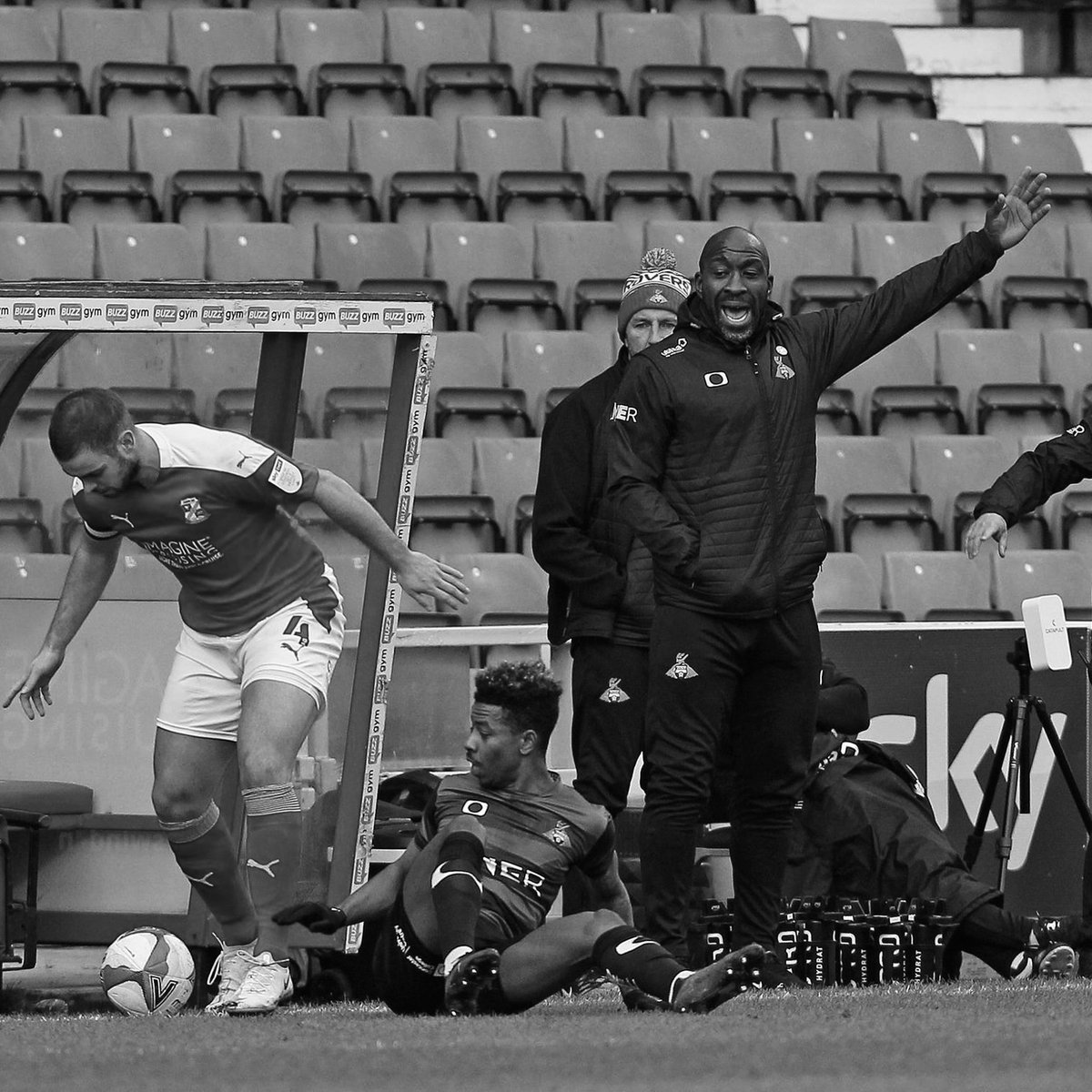 Pitching It Black tweet media