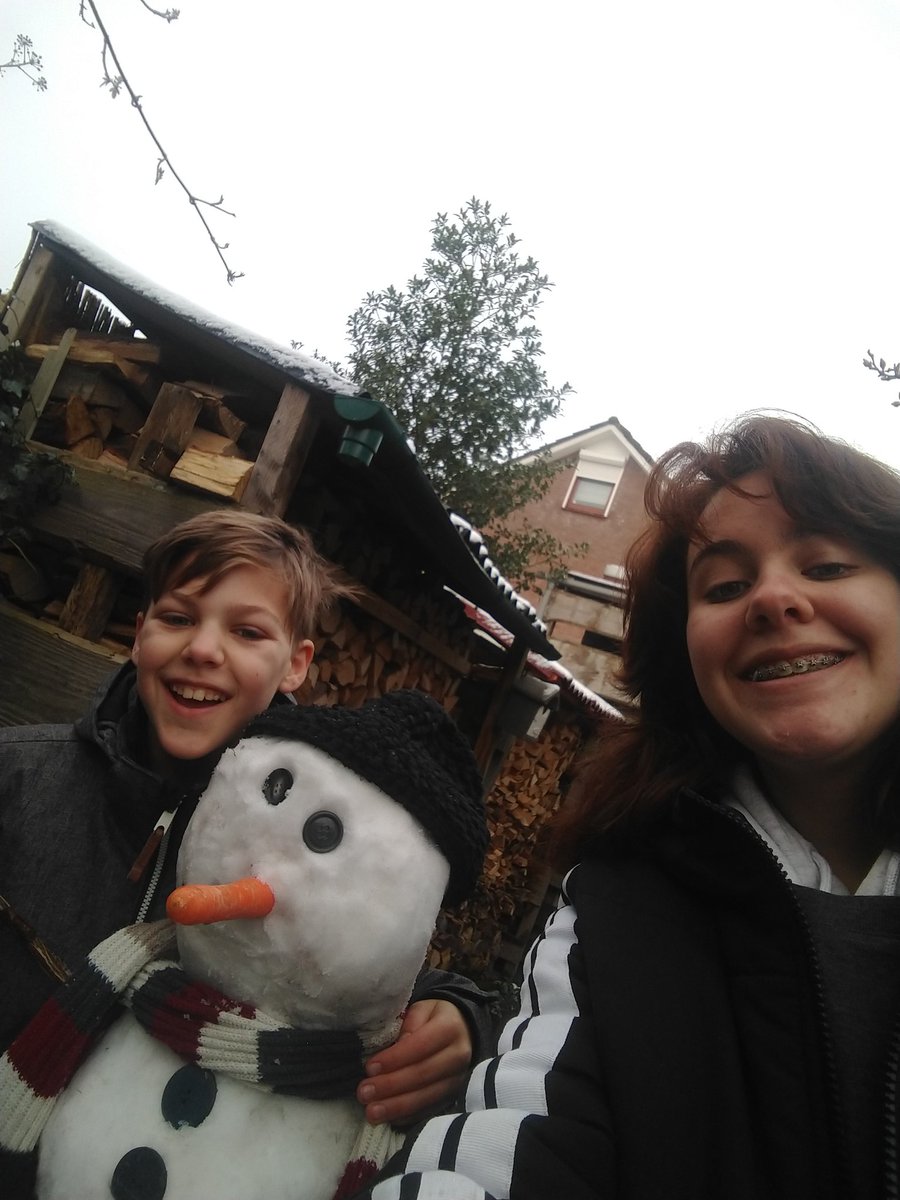 Op de valreep nog een sneeuwpop