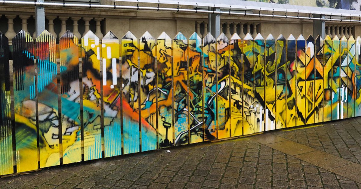 zerbihancok's tweet photo. Nantes, Persu. #nantes #graffiti #100pression https://t.co/8VFoyzQRWS